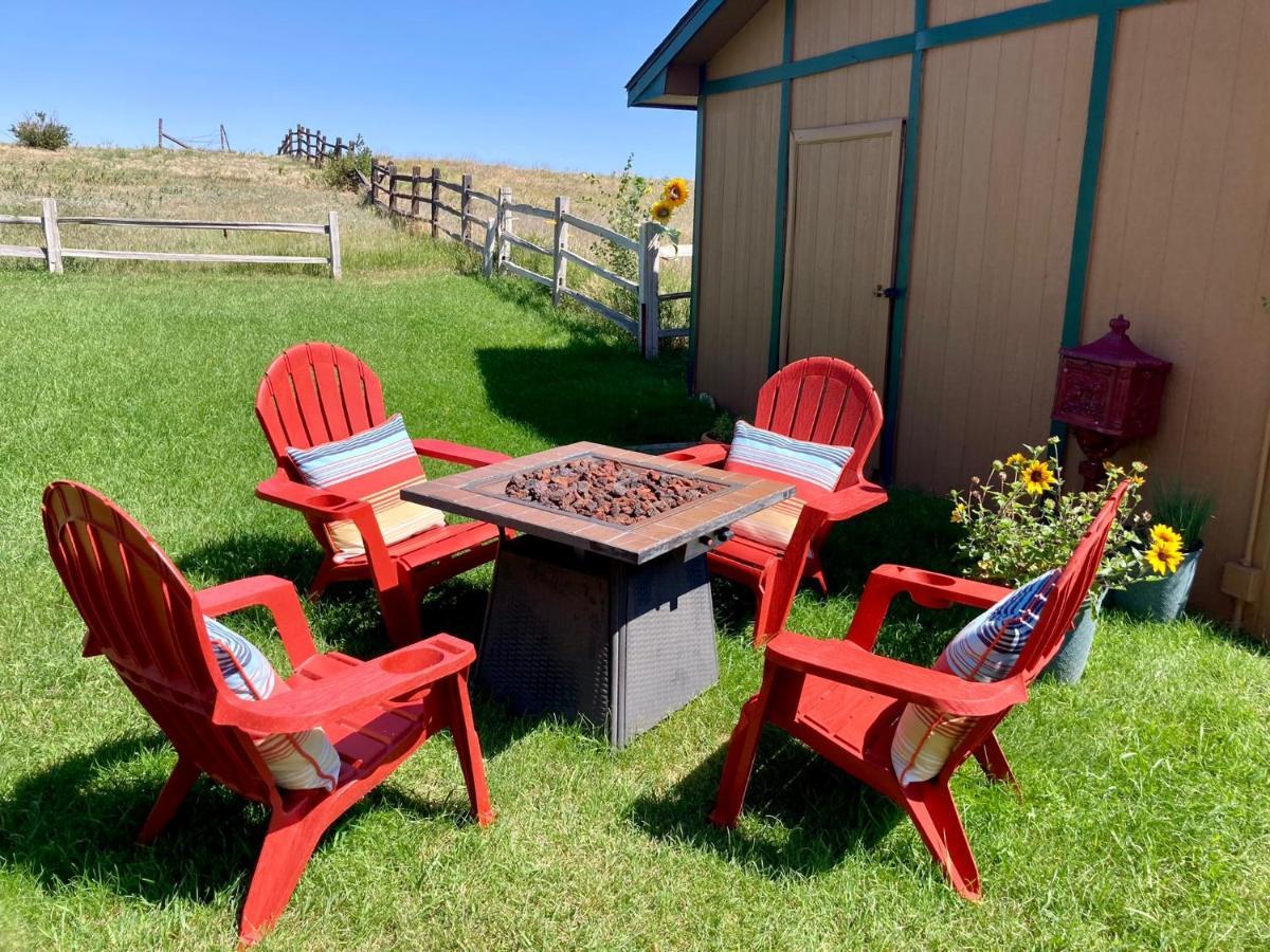 Yellowstone Cattle Baron Ensuite, Private Entrance & Parking - Prairie Rose B&B Cheyenne Eksteriør billede