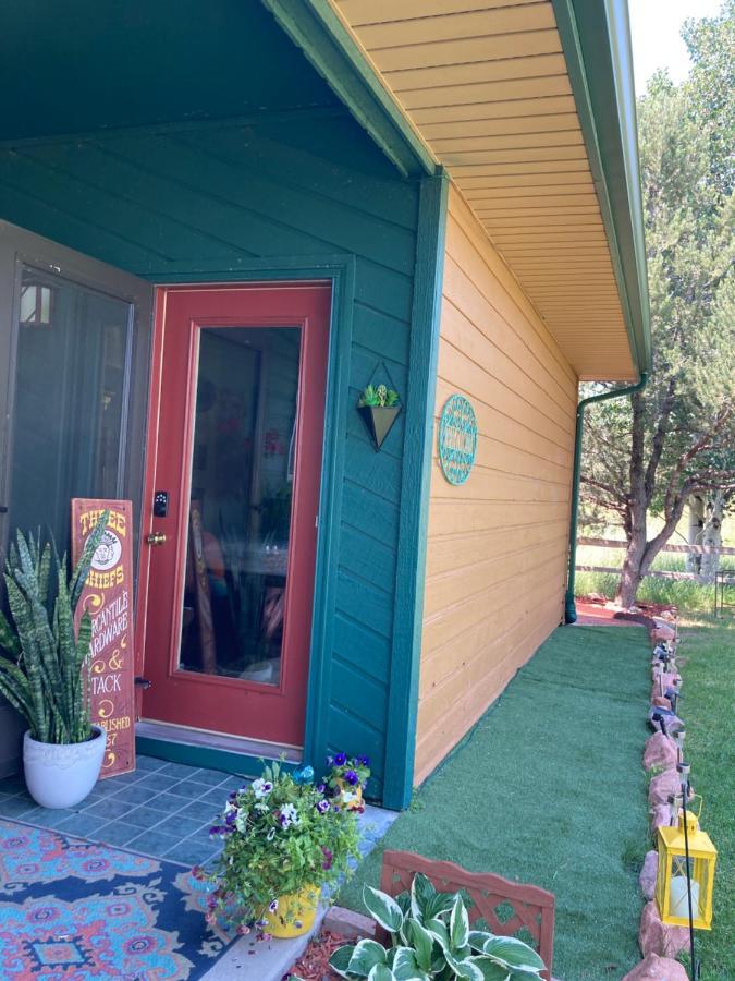 Yellowstone Cattle Baron Ensuite, Private Entrance & Parking - Prairie Rose B&B Cheyenne Eksteriør billede