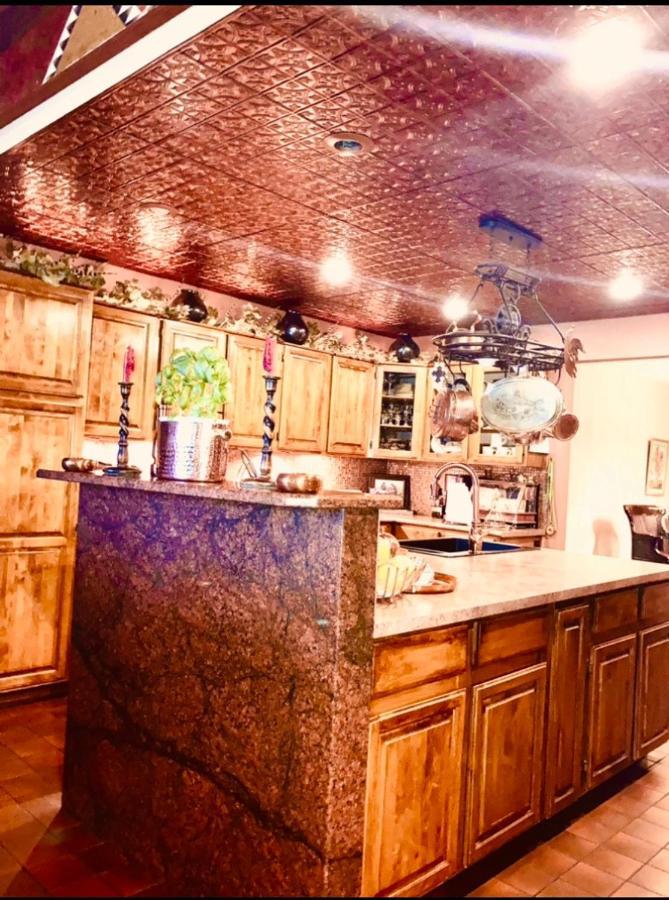 Yellowstone Cattle Baron Ensuite, Private Entrance & Parking - Prairie Rose B&B Cheyenne Eksteriør billede