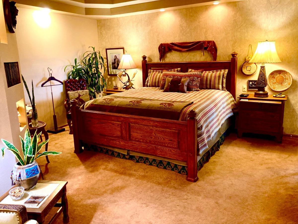 Yellowstone Cattle Baron Ensuite, Private Entrance & Parking - Prairie Rose B&B Cheyenne Eksteriør billede