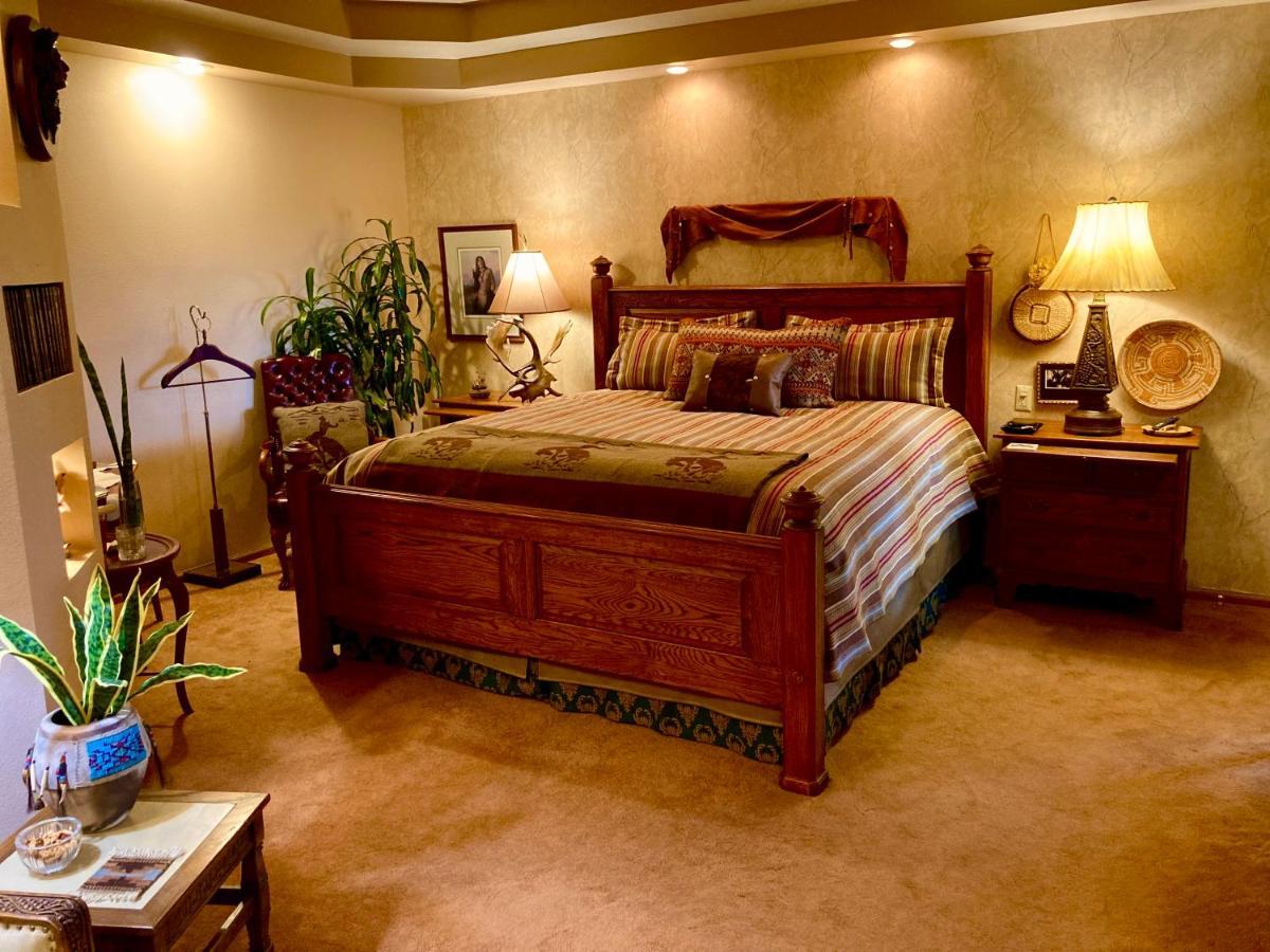 Yellowstone Cattle Baron Ensuite, Private Entrance & Parking - Prairie Rose B&B Cheyenne Eksteriør billede